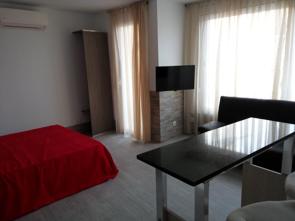 Apartamentos Bcntourism Pineda de Mar Extérieur photo