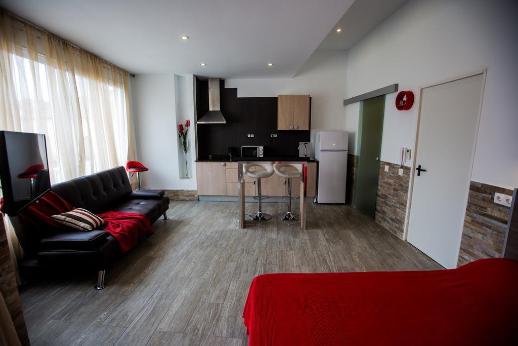 Apartamentos Bcntourism Pineda de Mar Extérieur photo